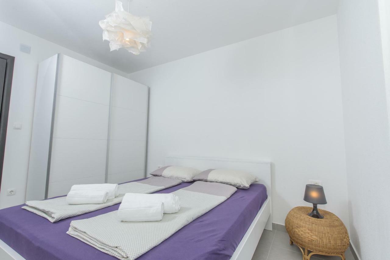Tiamar Apartment Slatine Exterior photo